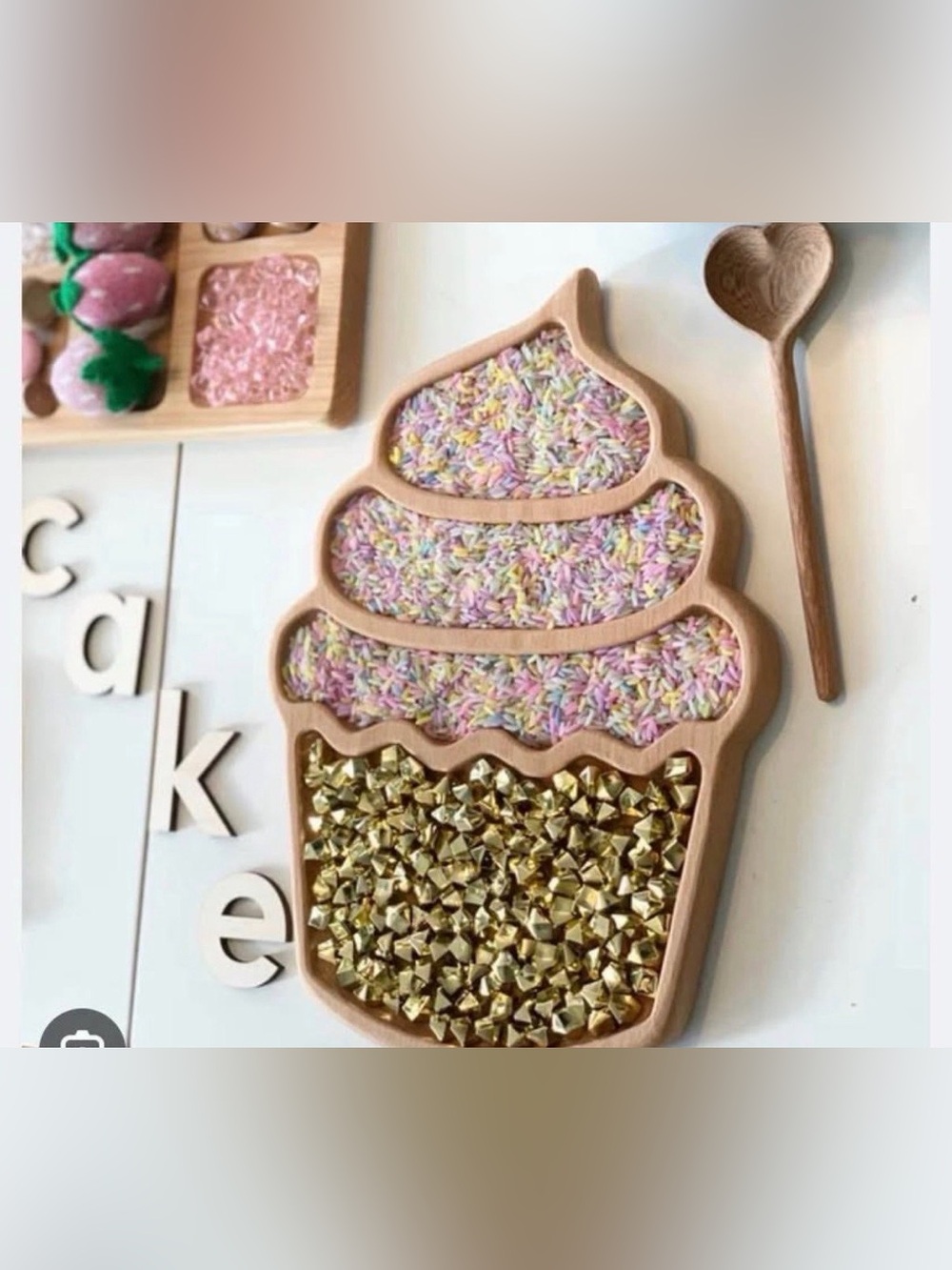 Cupcake fillable sensory tray